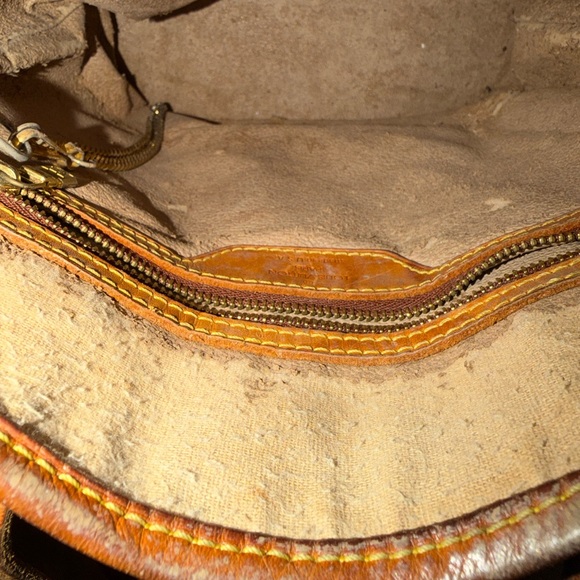 Authentic Vintage Louis Vuitton Bucket - Picture 10 of 11